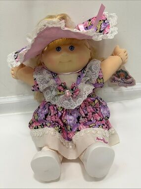CABBAGE PATCH KIDS 92 ZORA MAE GIRL DOLL!
